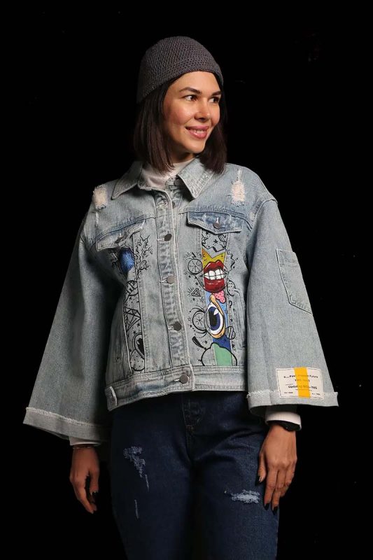 نقاشی روی لباس طرح پاپ آرت