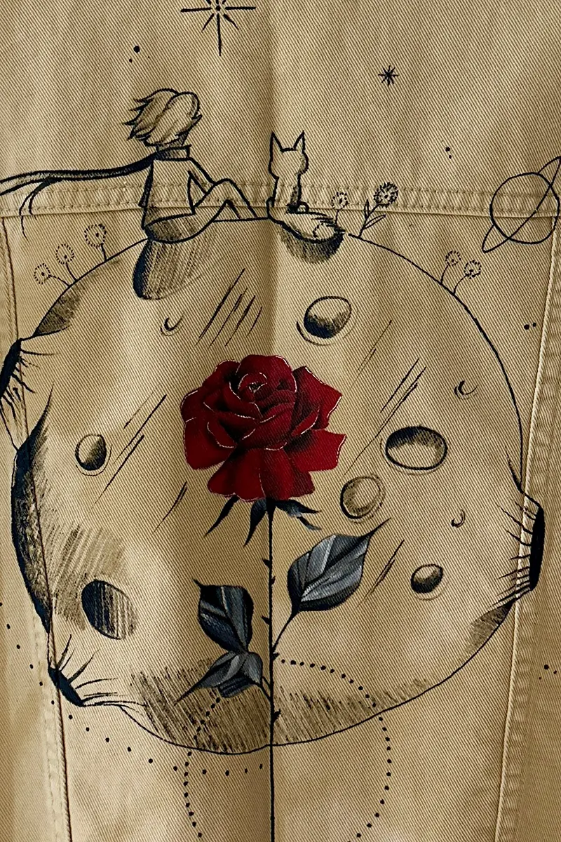 کت کراپ نقاشی شازده کوچولو 2 جزئیات نقاشی شازده کوچولو روی کت